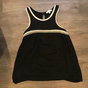 black tank top